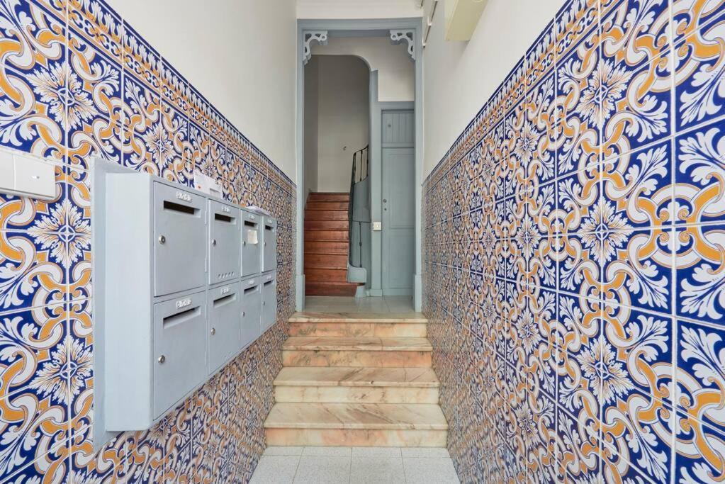 New 3 Bedroom Flat With River On Sight @alameda * Lisbon
